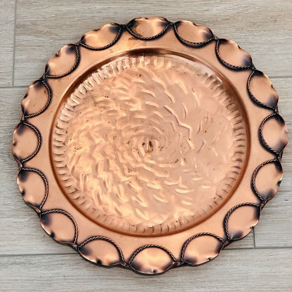 Vintage Embossed Copper Wall Hanging Plate Plaque Fruit Pineapple Farmhouse 8"
